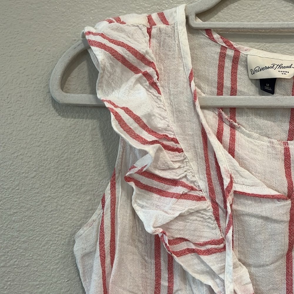 Universal Thread M linen tank. Ruffle bib, tie - Picture 3 of 4